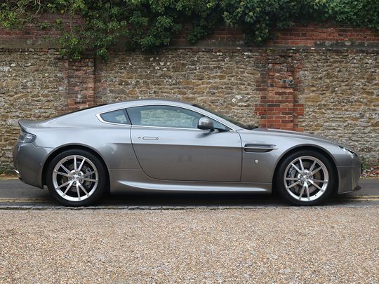 2013 Aston Martin V8 Vantage Coupe